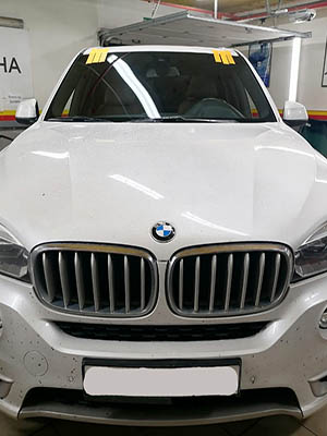 Замена лобового стекла на БМВ Х5/BMW X5 2017 г. Стекло FUYAO (2473AGCCMUV1P)